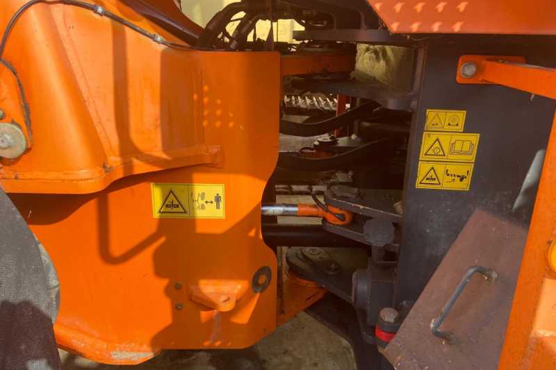 OmecoHub - Immagine DOOSAN DL300